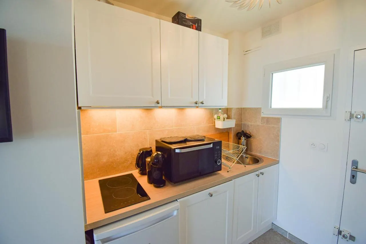 Pin Laricio Apartment Grimaud